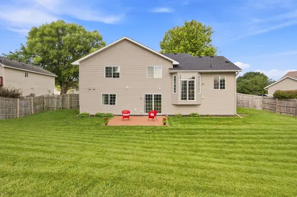 809 Morningside PL, Belle Plaine, MN 56011