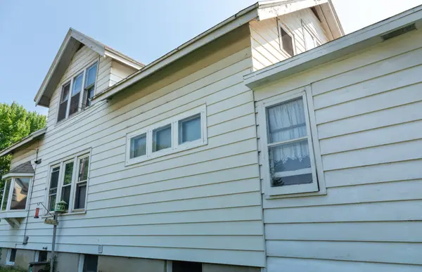 419 9th ST S, Virginia, MN 55792