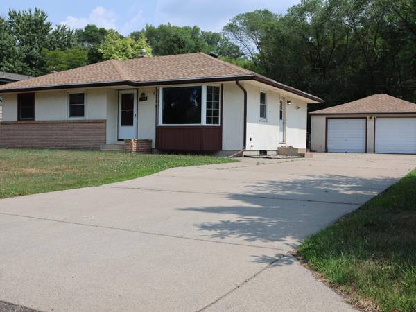 1764 Atlantic ST, Maplewood, MN 55109