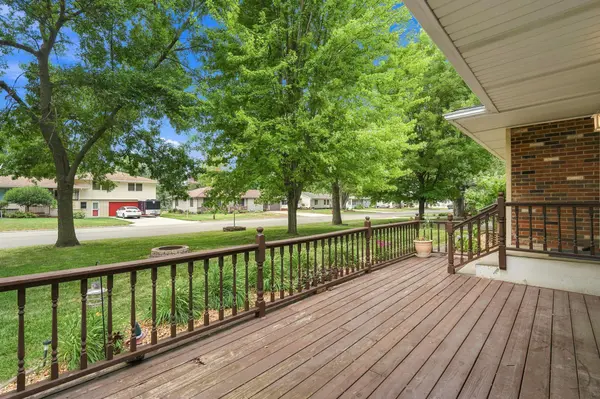319 Maple AVE S, Maple Lake, MN 55358
