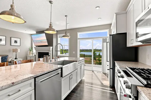 8121 Evergreen LN N, Maple Grove, MN 55369