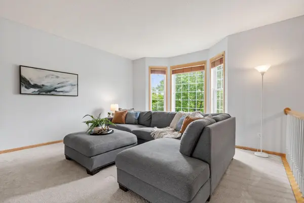15737 Foliage AVE, Apple Valley, MN 55124