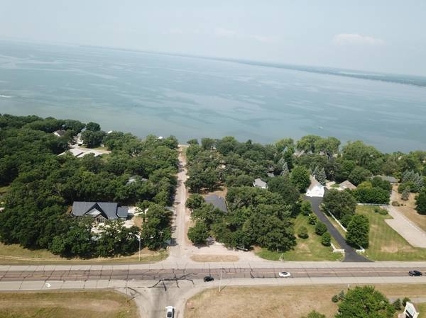 90 Bay View RD, Ottertail, MN 56571