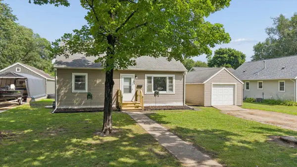 735 E 2nd ST, Litchfield, MN 55355