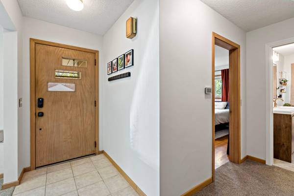 3200 Armour TER, Saint Anthony, MN 55418