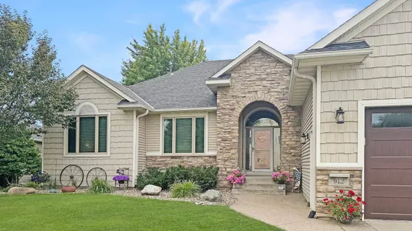 912 Superior DR, Northfield, MN 55057