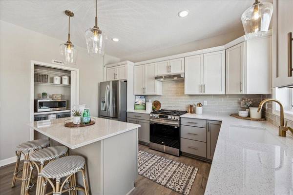 15781 Aquila AVE, Savage, MN 55378