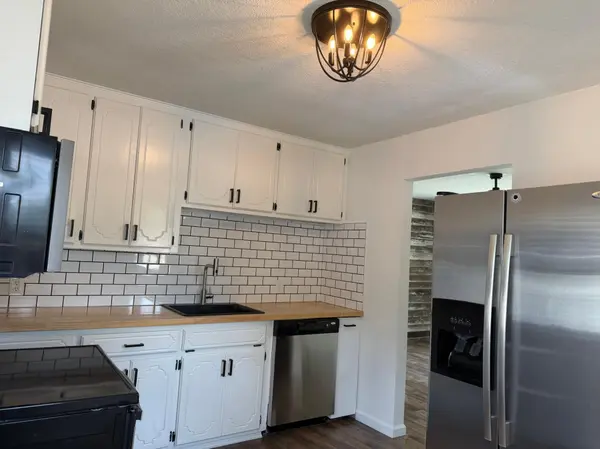 6880 Rustic LN, Circle Pines, MN 55014