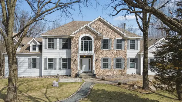 8781 Royal CT NW, Anoka, MN 55303
