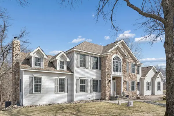 8781 Royal CT NW, Anoka, MN 55303
