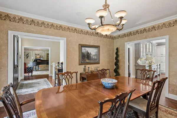 475 Highcroft RD, Wayzata, MN 55391