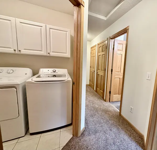 7616 Fox Creek CT, Rockford, MN 55373