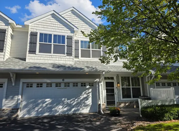 1611 Woodlynn AVE #3, Maplewood, MN 55109