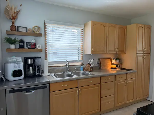617 Lyndale AVE, Spring Valley, MN 55975