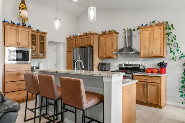 1406 Balsam LN, Watertown, MN 55388