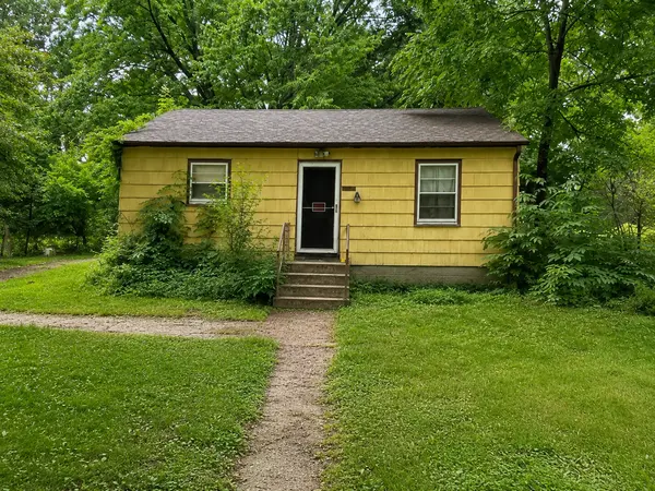2968 Hallmark AVE N, Oakdale, MN 55128
