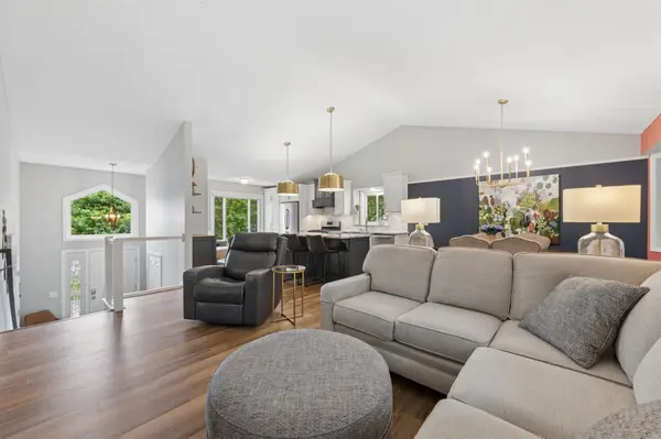 9039 Vickors XING, Brooklyn Park, MN 55443