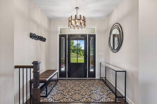 607 Heritage PL, Stillwater, MN 55082