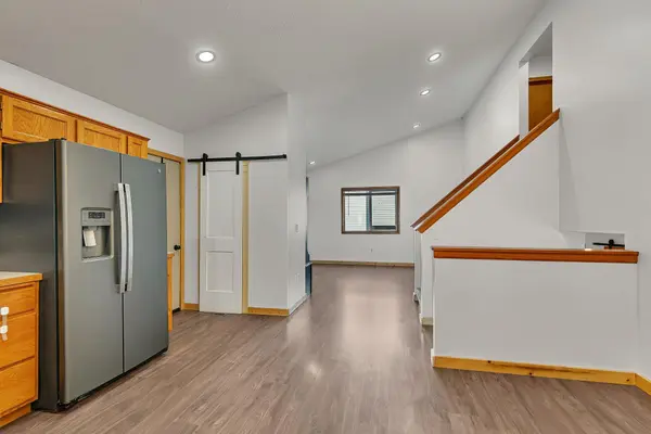 6089 Mill Run RD, Monticello, MN 55362