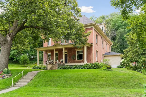 212 N 6th ST, Henderson, MN 56044