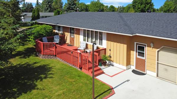 113 Circle DR, Thief River Falls, MN 56701