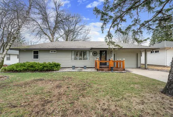 2104 W Oakland AVE, Austin, MN 55912