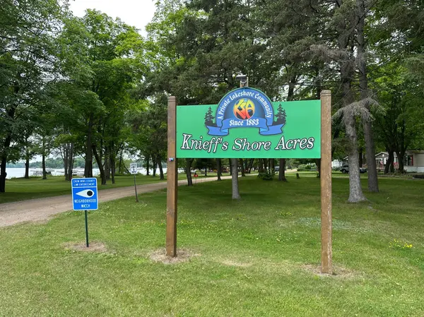 17377 Knieff's Shore DR NE #16E, Deerwood, MN 56444