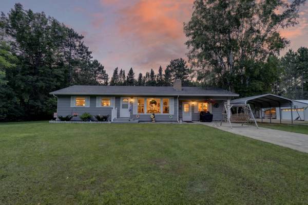 21427 Airport RD, Harris Twp, MN 55744