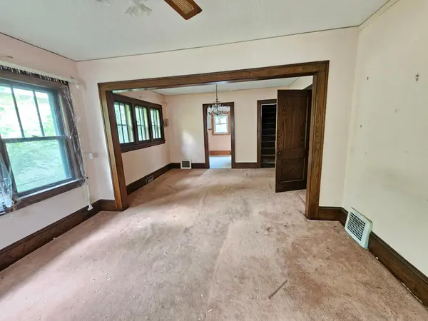 3904 Clinton AVE, Minneapolis, MN 55409