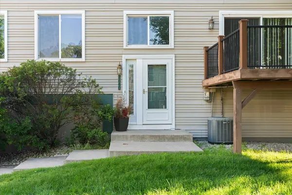 2640 Shenandoah LN N, Plymouth, MN 55447