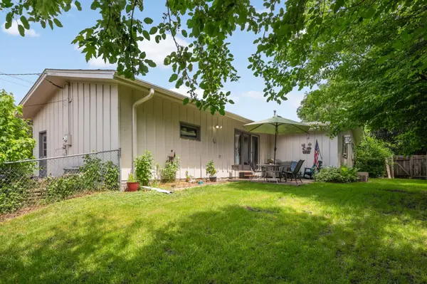 8555 Medicine Lake RD, Golden Valley, MN 55427