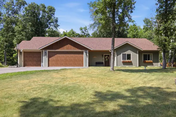 8356 Flower TRL, Breezy Point, MN 56472