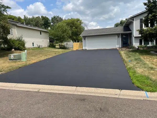 8946 72nd ST S, Cottage Grove, MN 55016