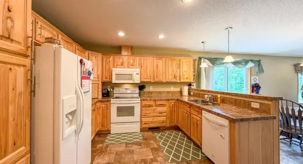 5252 Elmwood CT NE, Bemidji, MN 56601