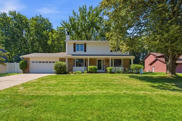 7610 Heritage RD, Eden Prairie, MN 55346