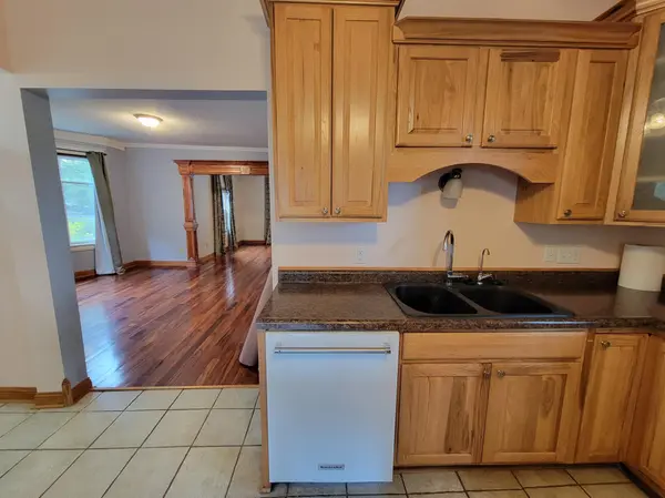 966 Allen AVE, West Saint Paul, MN 55118