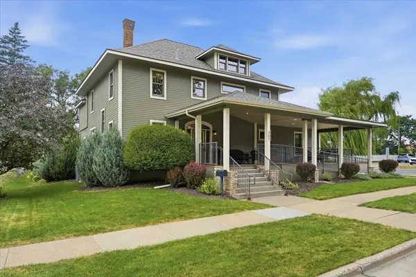 307 S Arch AVE, New Richmond, WI 54017