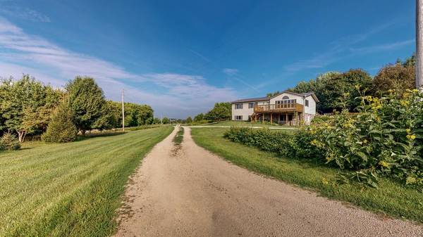 1920 10th AVE NE, Byron, MN 55920