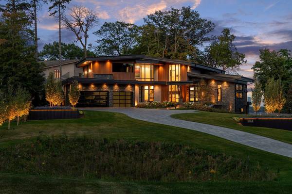 5964 Hermitage TRL, Minnetrista, MN 55364