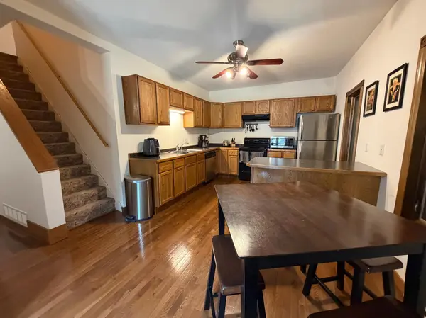 409 9th ST S, Fargo, ND 58103