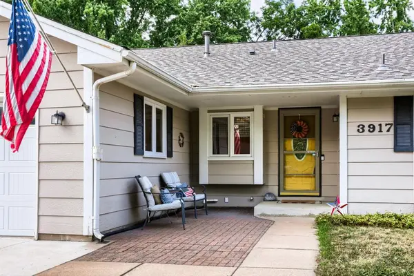 3917 Edgewood RD NE, Circle Pines, MN 55014
