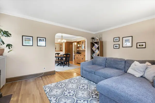 1353 Schletti ST, Saint Paul, MN 55117