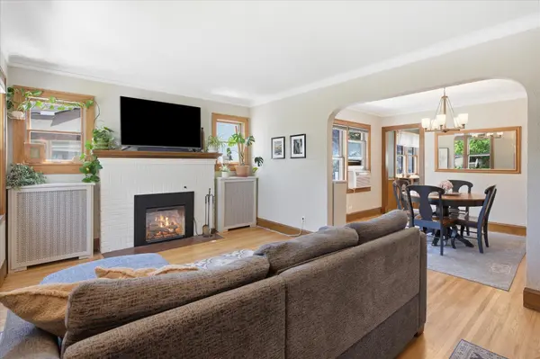 1353 Schletti ST, Saint Paul, MN 55117