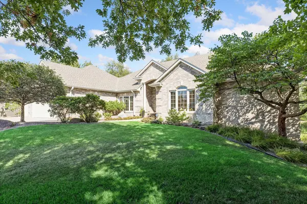 1360 Grace DR, Eagan, MN 55123
