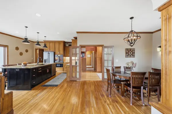 30825 Minnesota AVE, Lindstrom, MN 55045