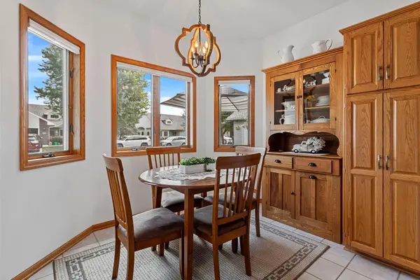 158 Cardinal LN, Clearwater, MN 55320