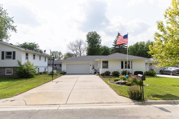 1412 Penn AVE, Albert Lea, MN 56007