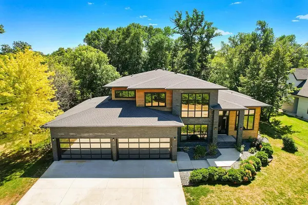 405 20th AVE E, West Fargo, ND 58078