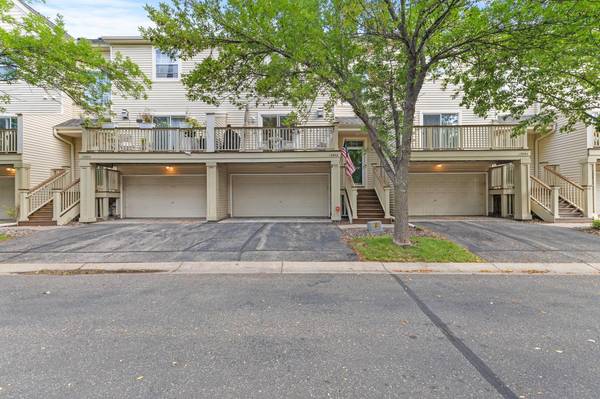 13892 52nd AVE N, Plymouth, MN 55446
