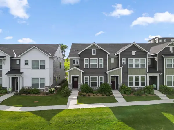 14524 Twin Lakes CIR, Burnsville, MN 55306